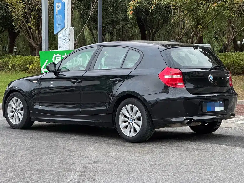 BMW 1 Series (Import) — миниатюра 4
