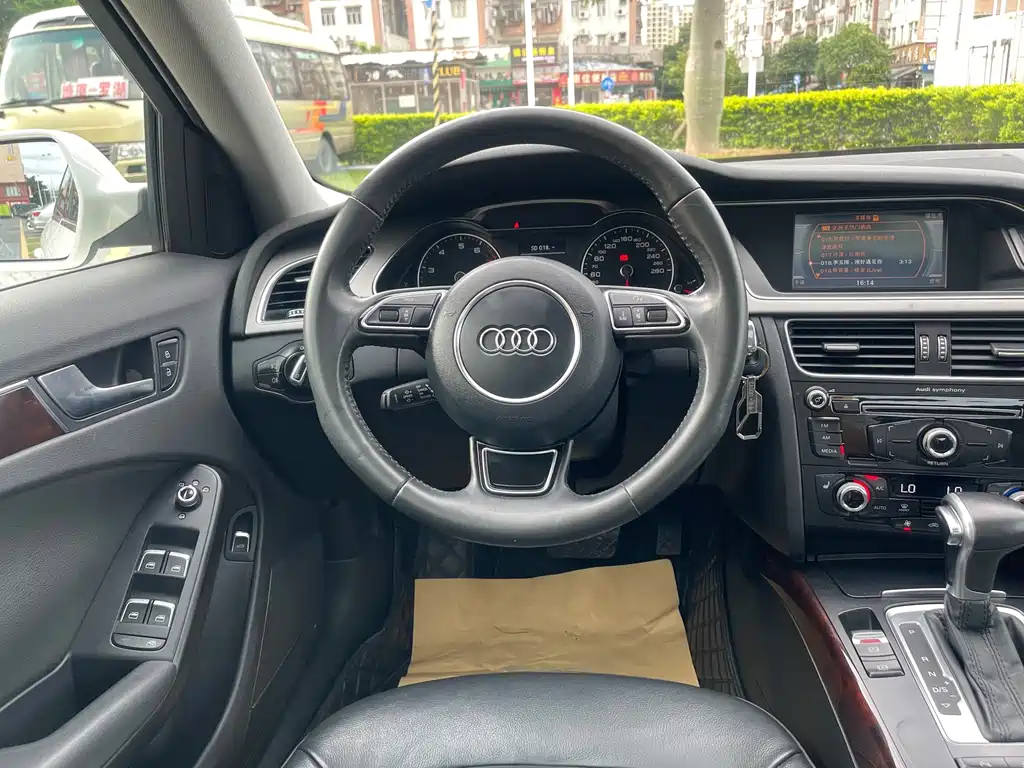 Audi A4L — миниатюра 15