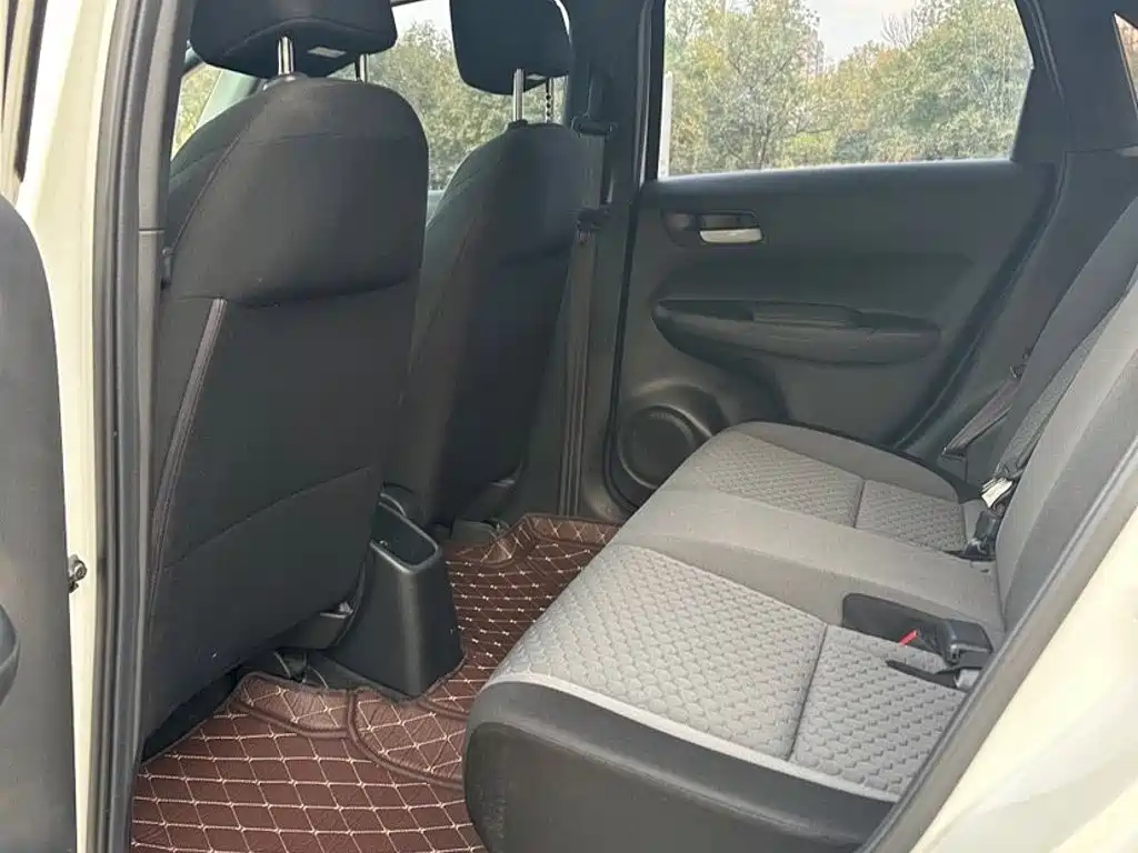 Honda Fit — миниатюра 7