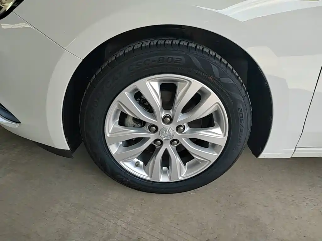 Buick Excelle — миниатюра 23
