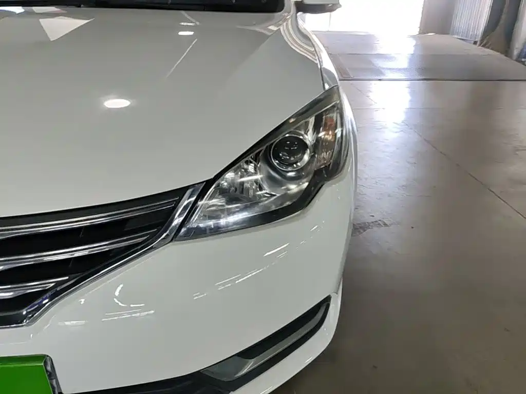 Roewe 360 — миниатюра 24