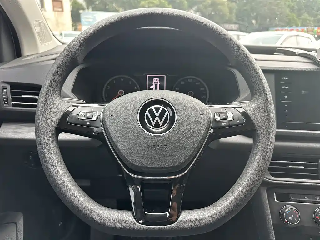 Volkswagen Tharu — миниатюра 16