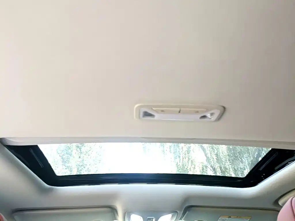 Changan Eado — миниатюра 18
