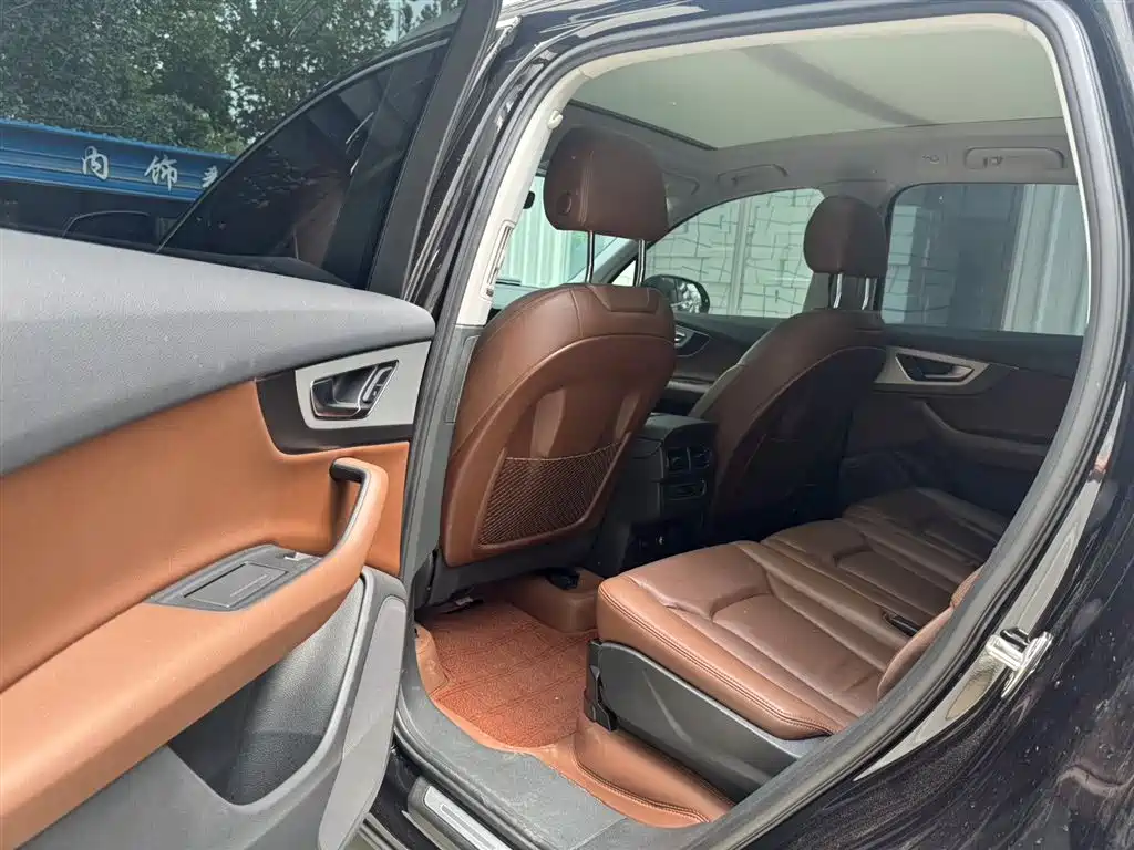 Audi Q7 2018 40 TFSI Comfort
