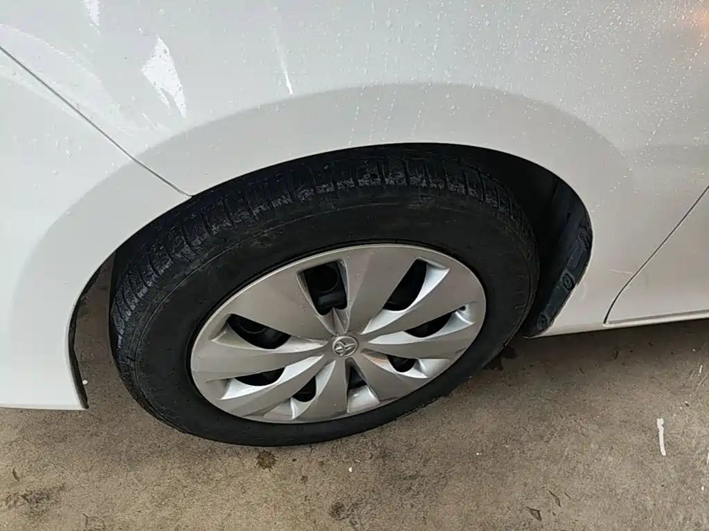 Toyota Yaris L — миниатюра 23