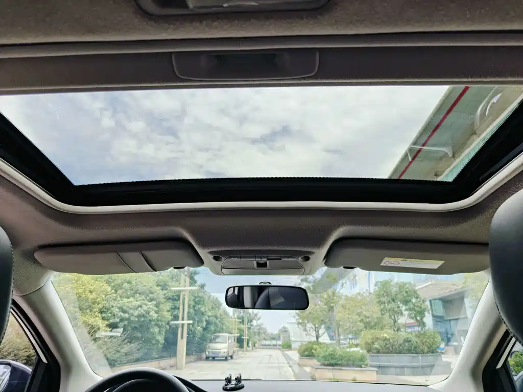 Nissan Sylphy — миниатюра 22