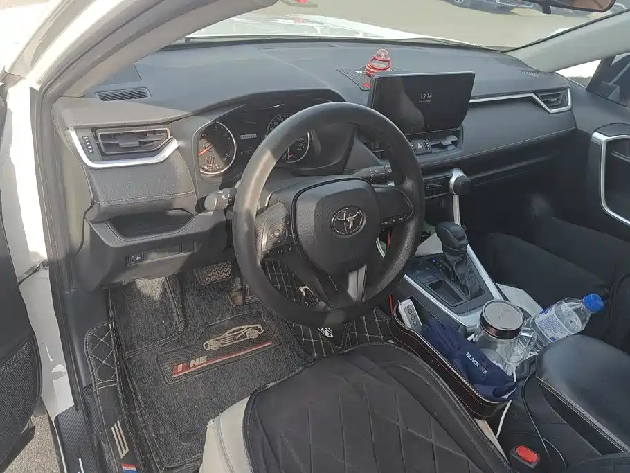 Toyota Wildlander — миниатюра 12