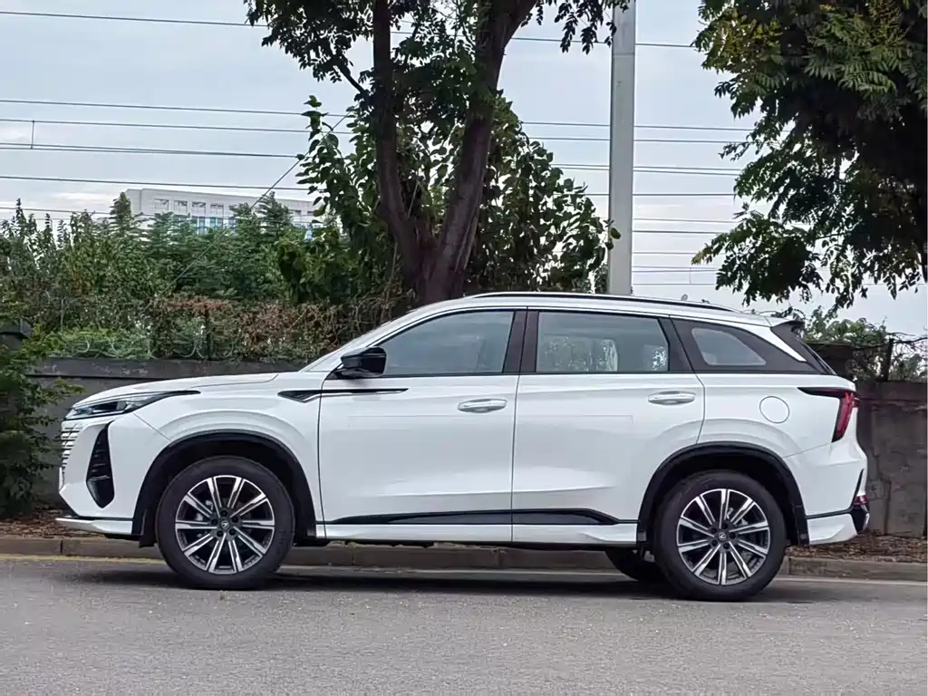 Changan CS75 PLUS — миниатюра 7