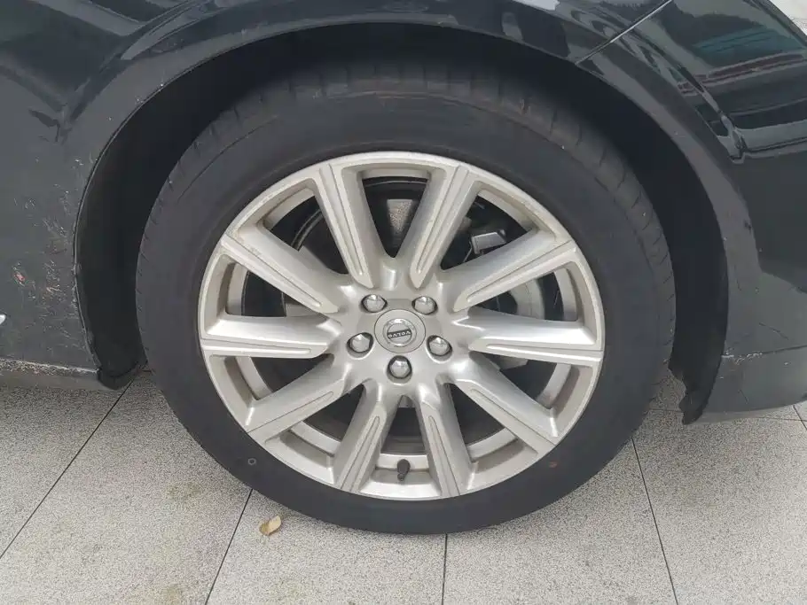 Volvo S90 — миниатюра 6