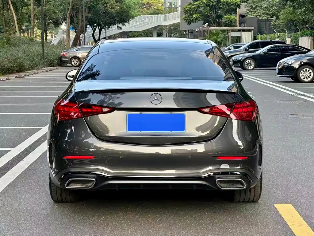 Mercedes-Benz C-Class — миниатюра 3