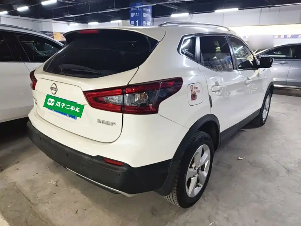 Nissan Qashqai — миниатюра 7