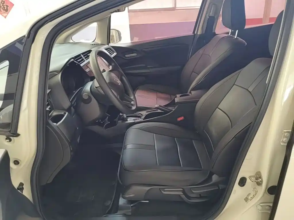 Honda Fit — миниатюра 17