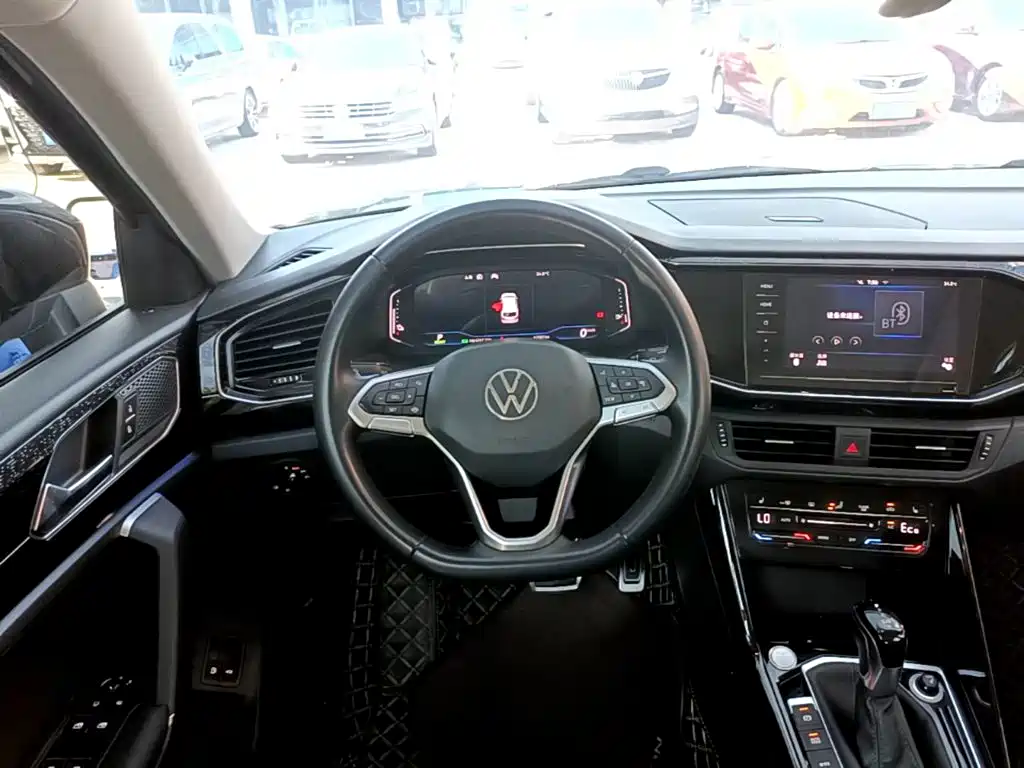 Volkswagen 探岳 GTE — миниатюра 11