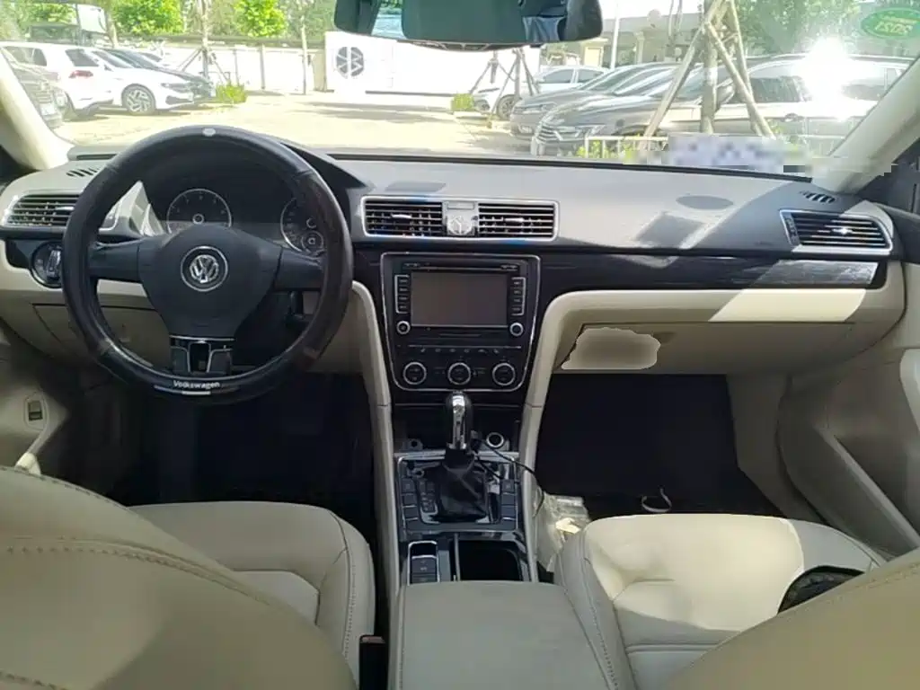 Volkswagen Passat — миниатюра 14