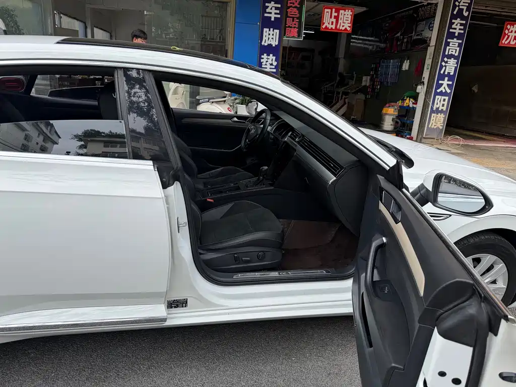 Volkswagen FAW - Passat CC CC 2020 330TSI VI