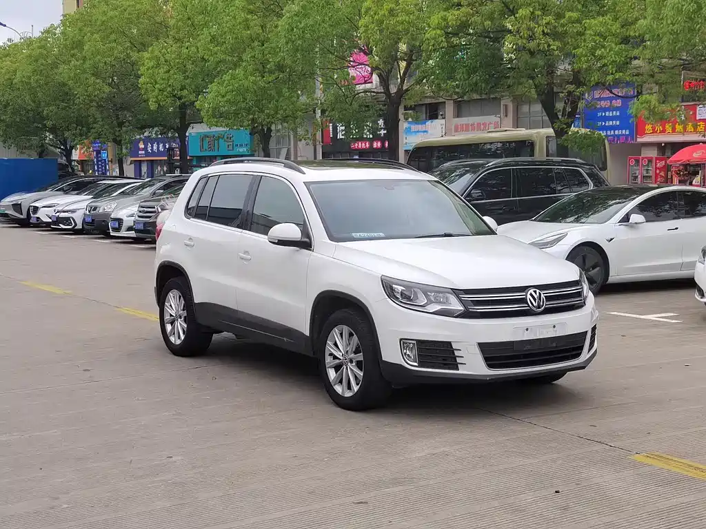 Volkswagen Tiguan — миниатюра 3