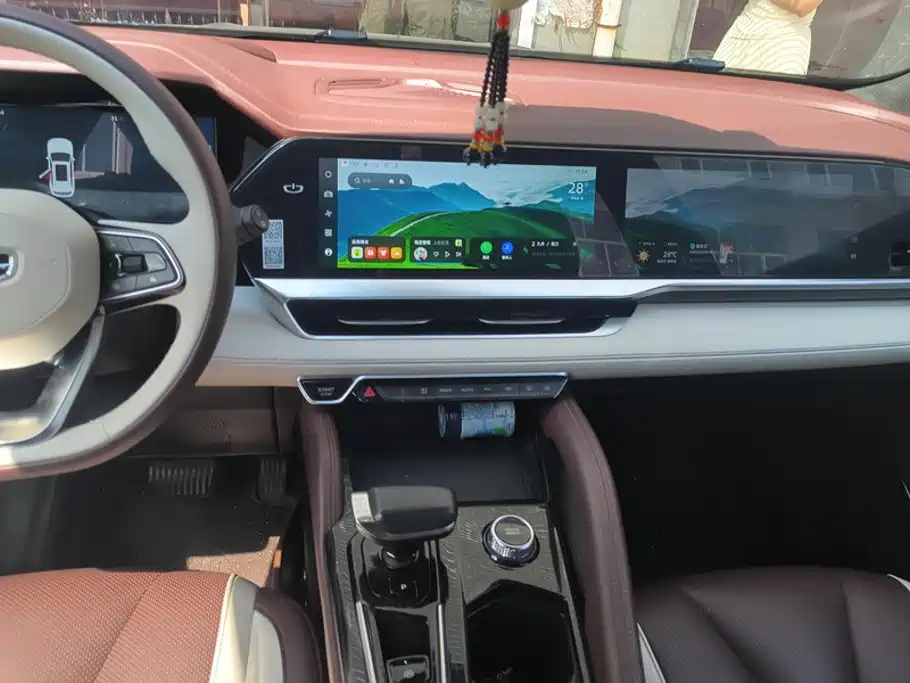 Geely Xingyue L — миниатюра 16