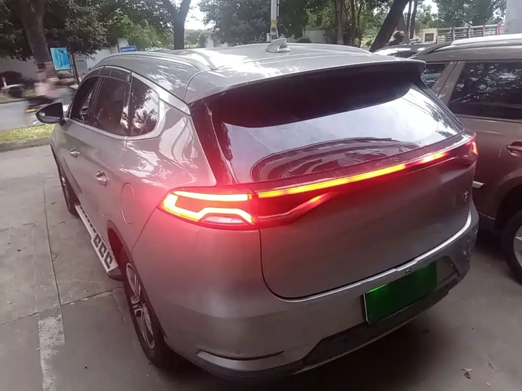 BYD Tang — миниатюра 5