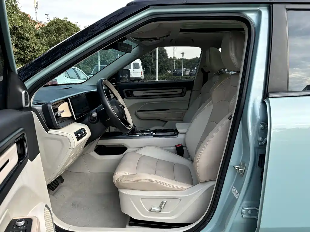 GEELY AUTOMOBILE GEELY ICON