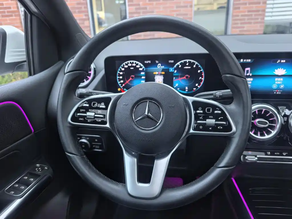Mercedes-Benz B-Class — миниатюра 20