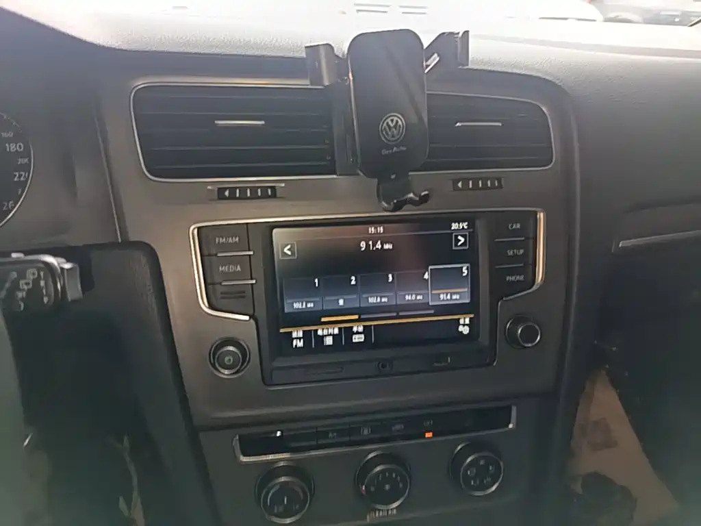 Volkswagen Golf — миниатюра 13