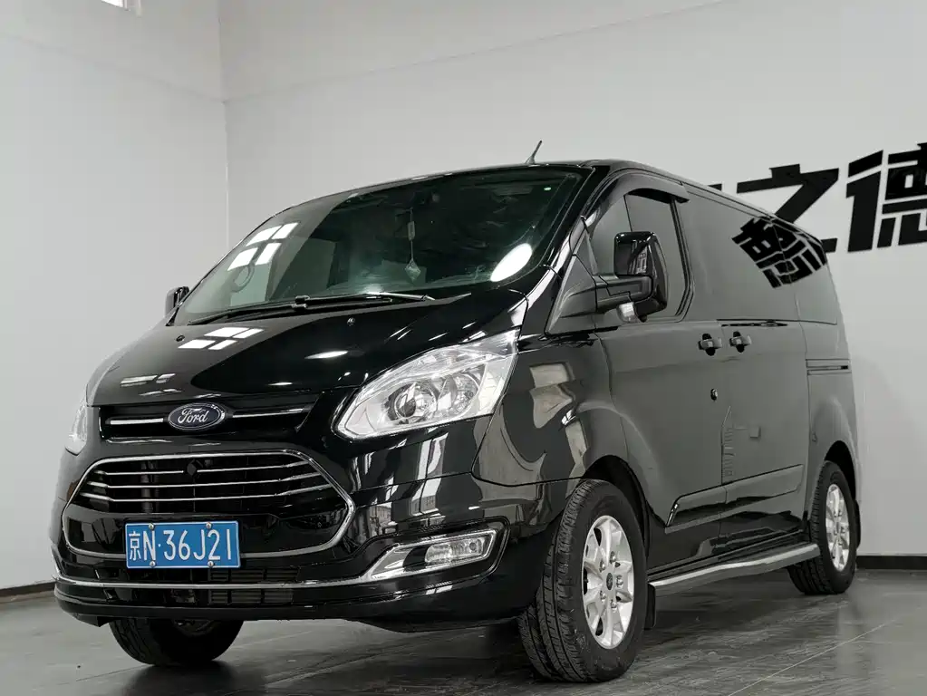 Купить Ford Tourneo