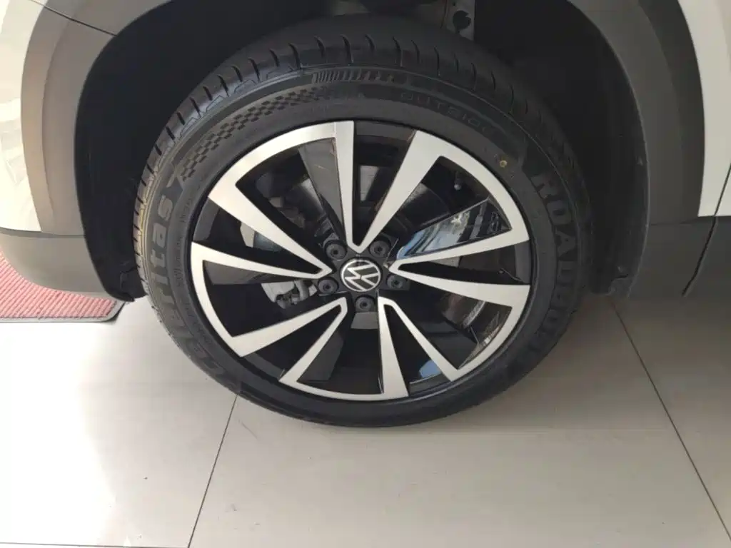 Volkswagen Tharu — миниатюра 23
