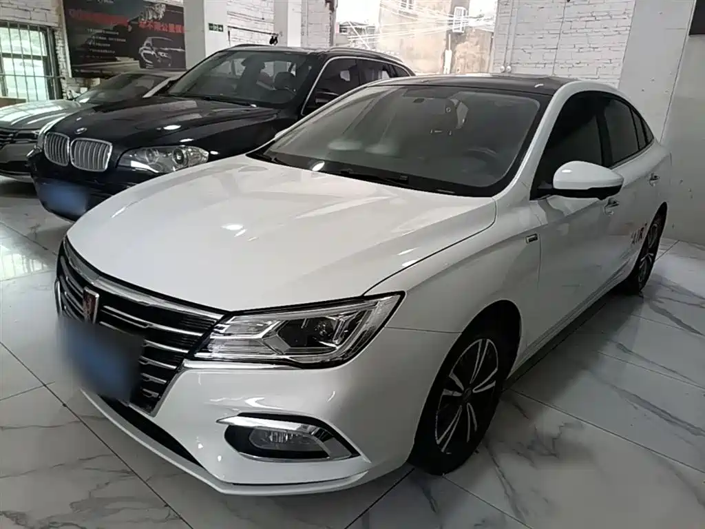 Купить Roewe i5