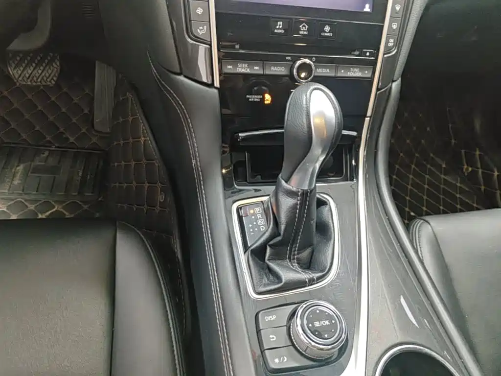 Infiniti Q50L — миниатюра 14