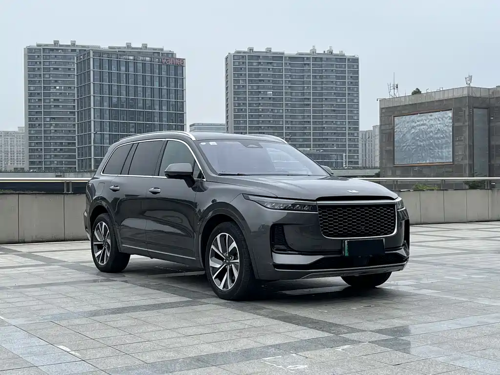 Li Auto ONE 2021 6 мест
