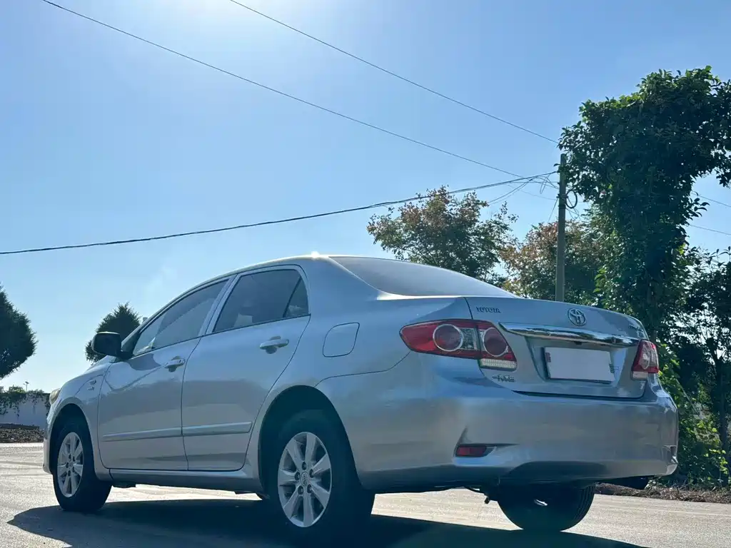 Toyota Corolla — миниатюра 7