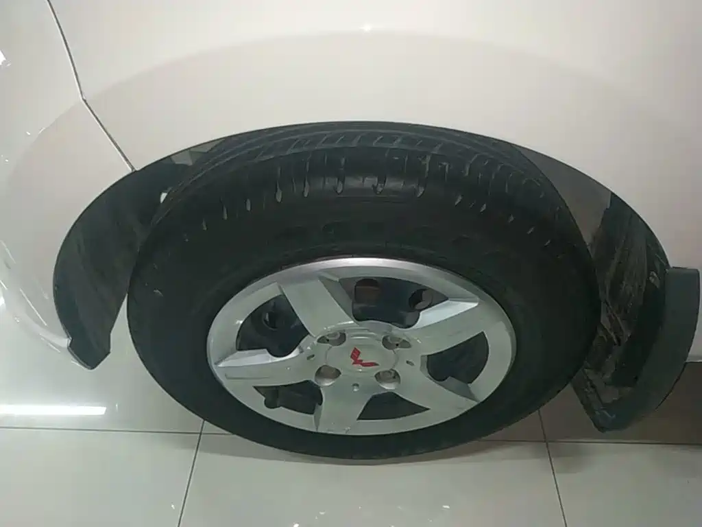 Wuling Hongguang — миниатюра 23