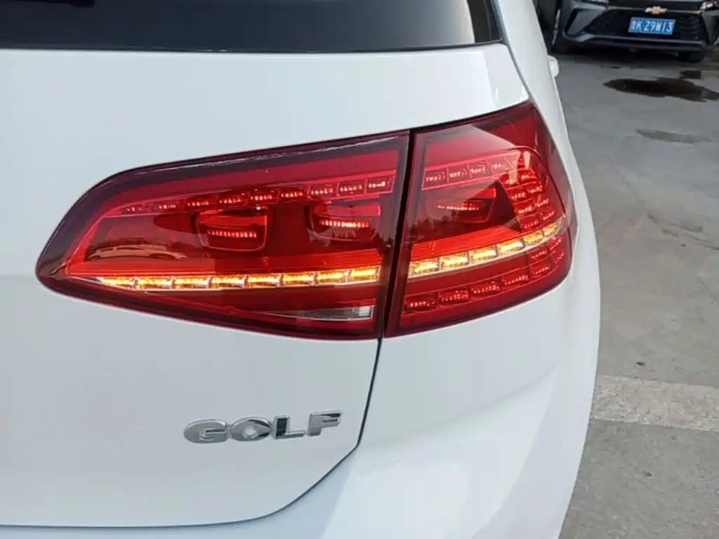 Volkswagen Golf — миниатюра 8