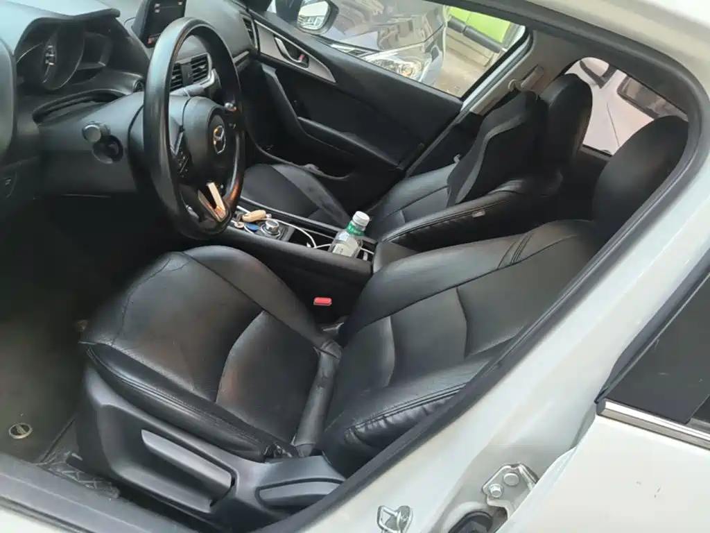 Mazda 3 Axela — миниатюра 15