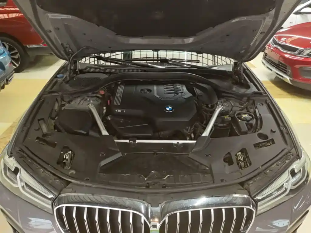 BMW 5 Series (Import) — миниатюра 20
