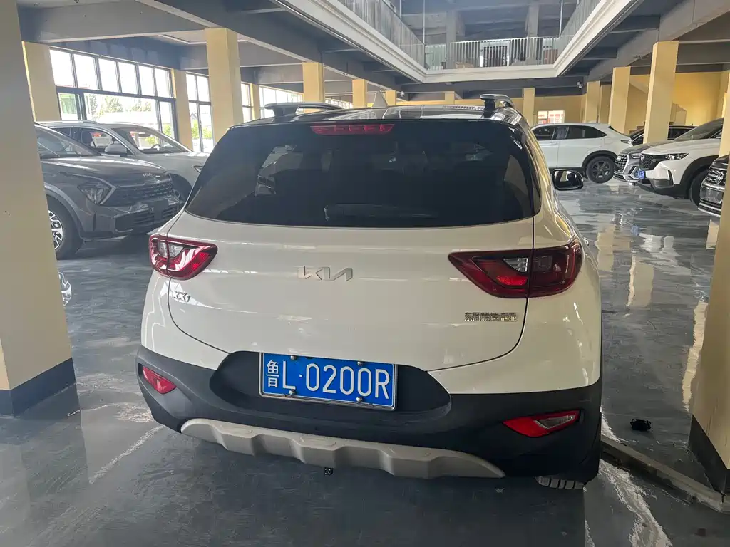 Kia KX1 2021 1.4L CVT