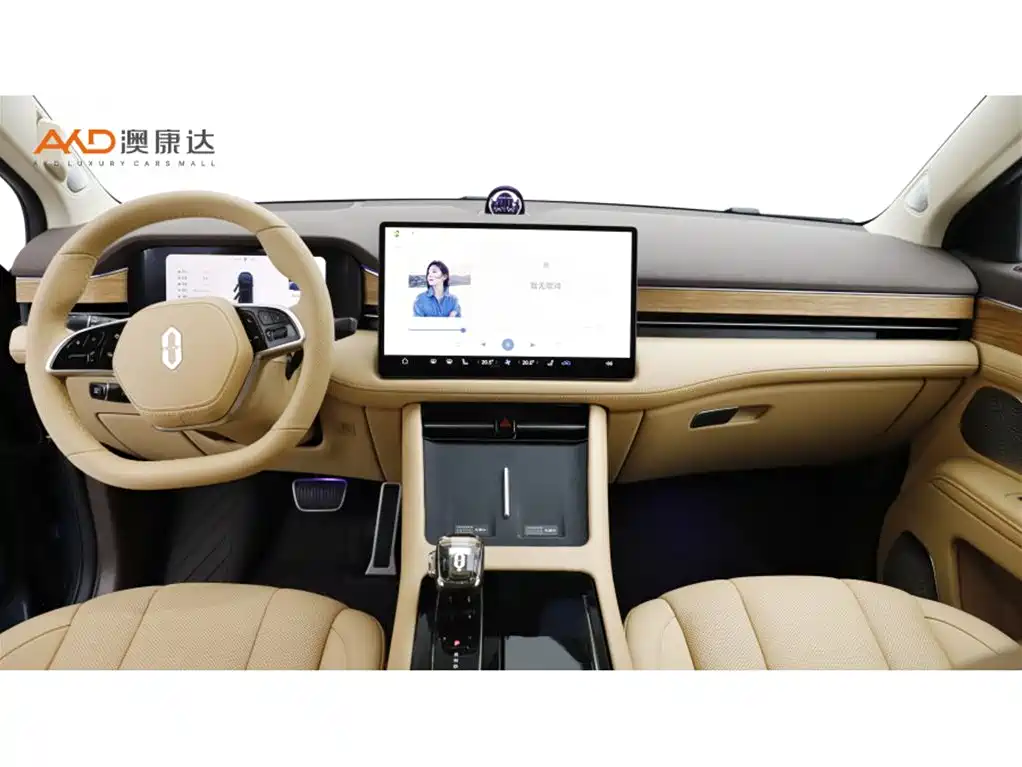 Aito M7 2024 1.5T Smart Drive Ultra 6 мест