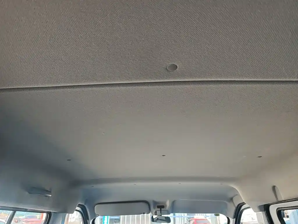 Wuling Yangguang — миниатюра 18