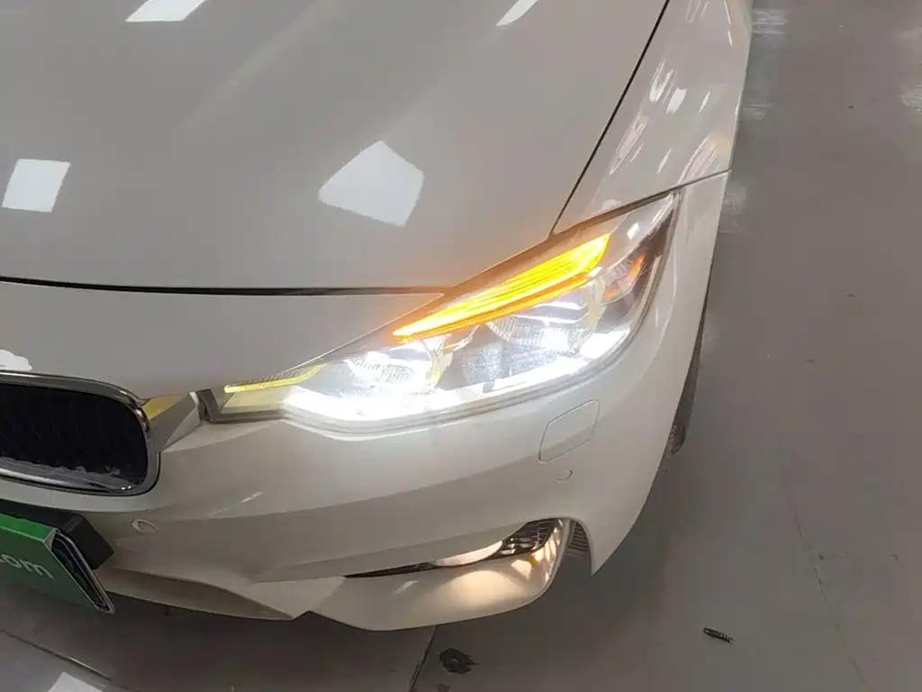 BMW 3 Series — миниатюра 24