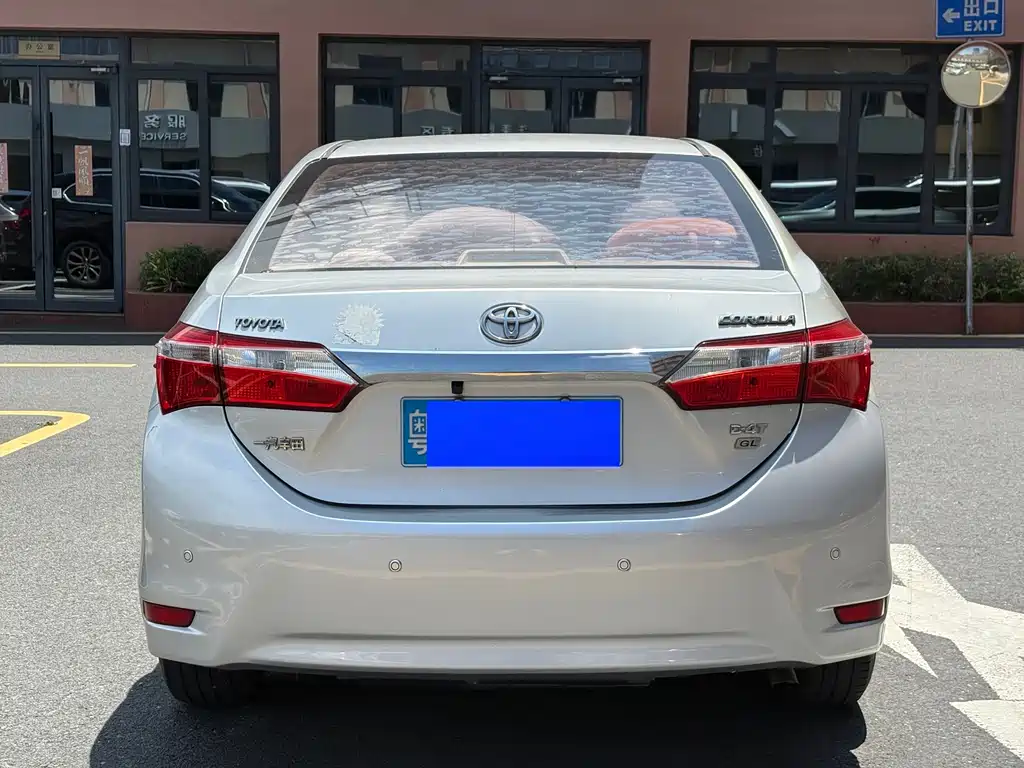 Toyota Corolla — миниатюра 5