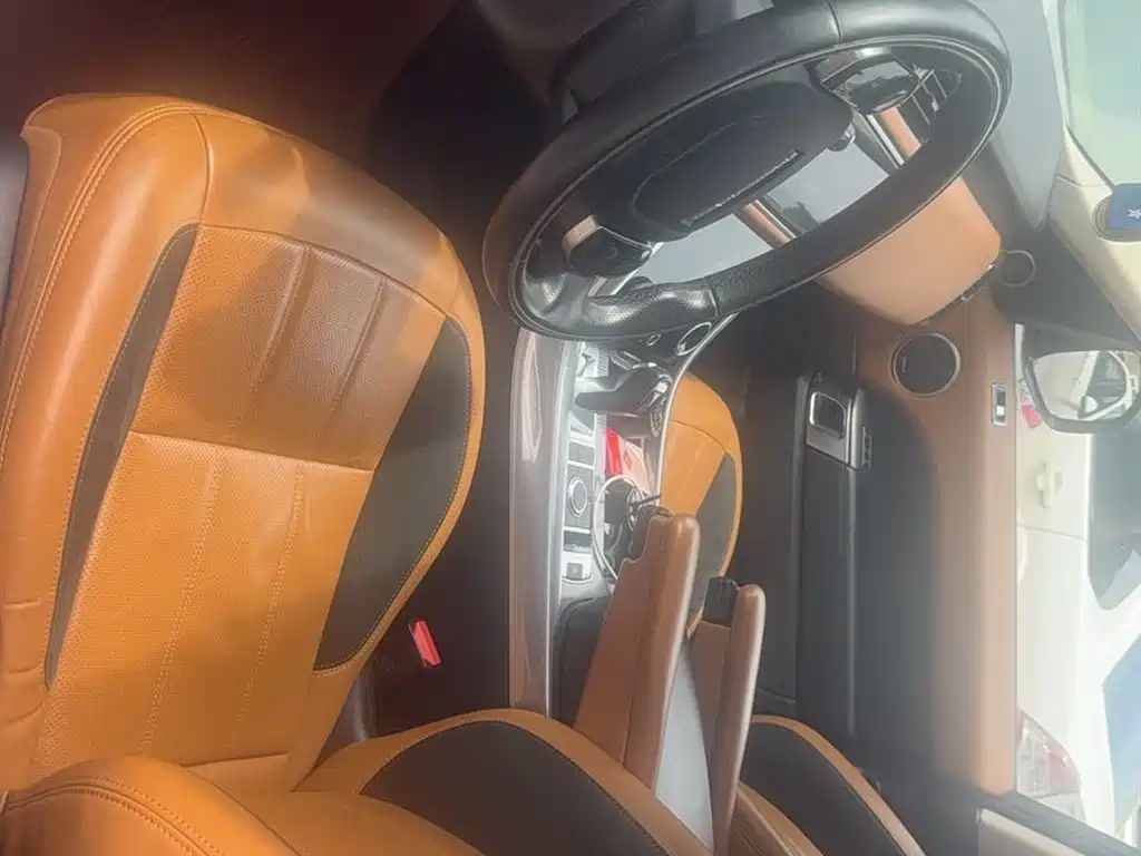 Land Rover Range Rover Sport 2021 3.0 L6 HST