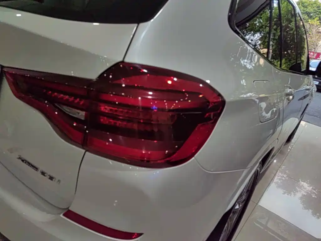 BMW X3 — миниатюра 8