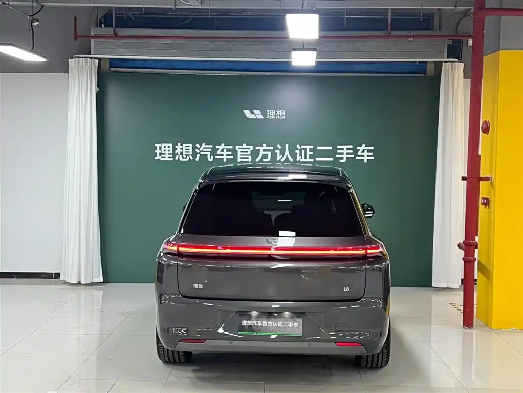 Li Auto L8 2025 Ultra