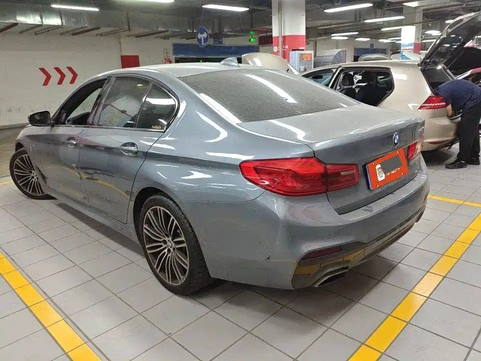 BMW 5 Series (Import) — миниатюра 3