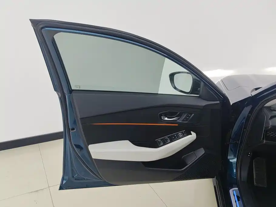 Honda Accord New Energy — миниатюра 7