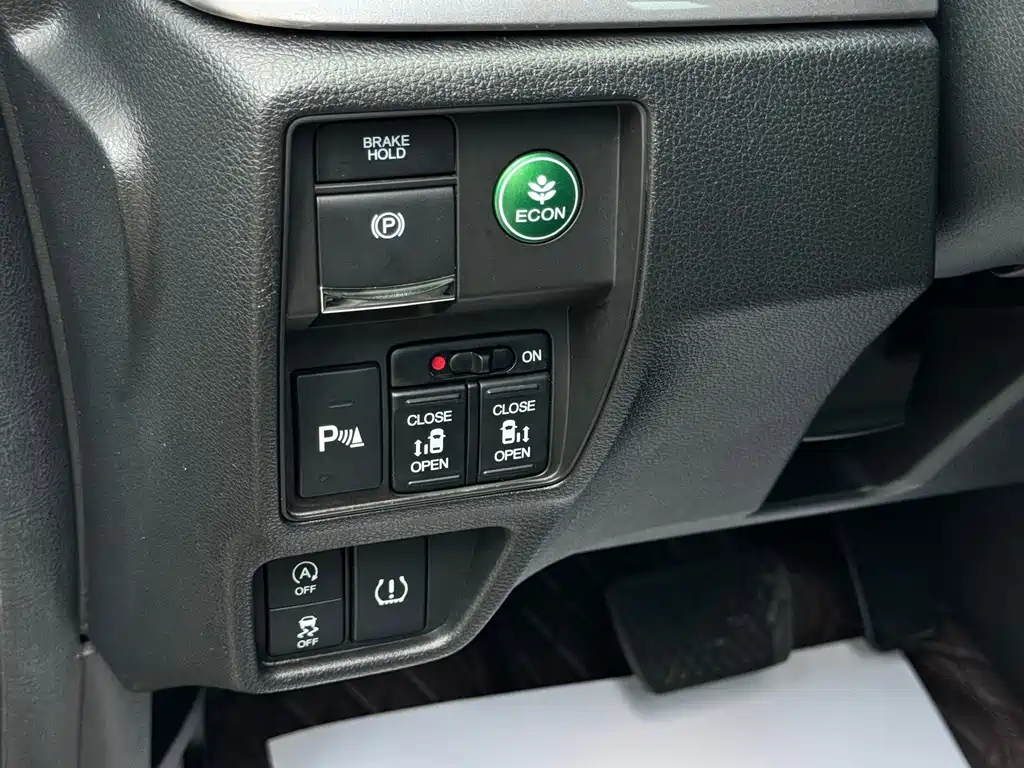 Honda Odyssey — миниатюра 14