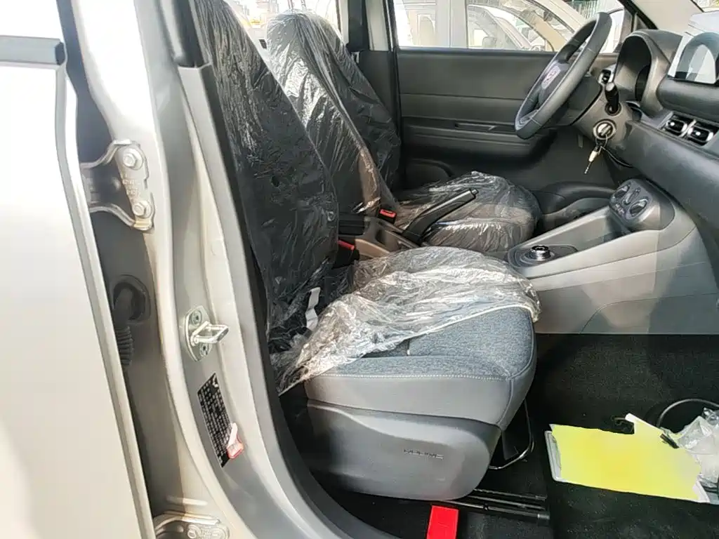 Wuling Hongguang EV — миниатюра 25