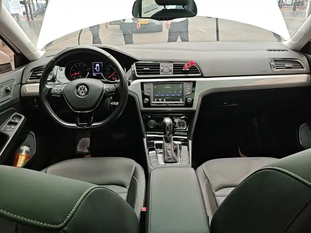 Volkswagen Lamando — миниатюра 10