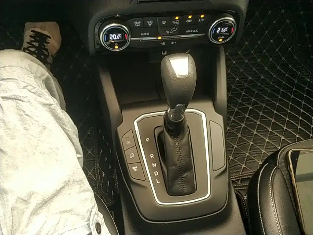 Ford Focus — миниатюра 14