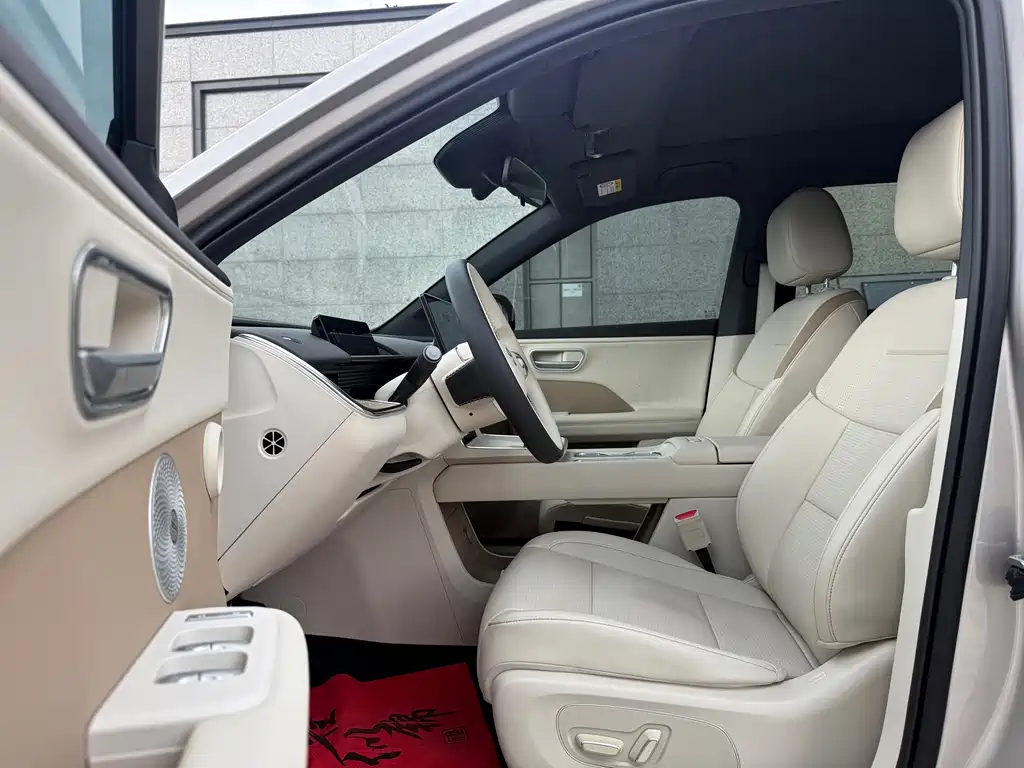 Toyota bZ3X — миниатюра 4